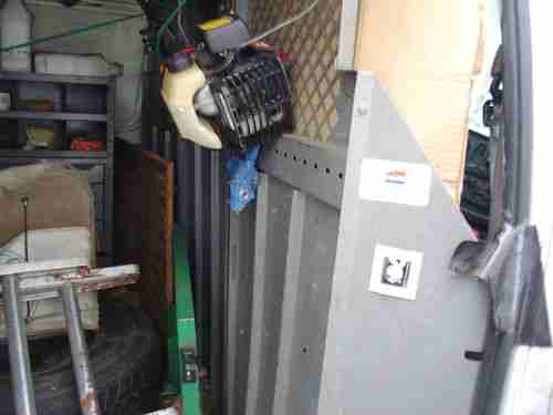 1998 E 250 Ford Van Work Truck Tool Storage Shelves Furnace Plumbers Truck Runs, image 10