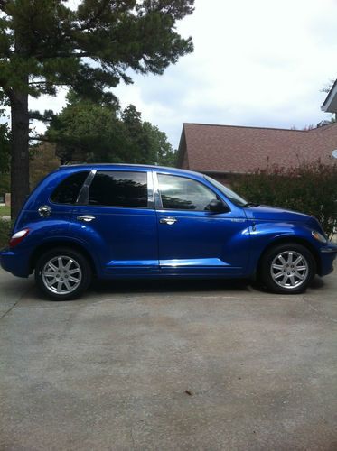 06 pt cruiser,68000 miles like new lots of chrome,below kbb value