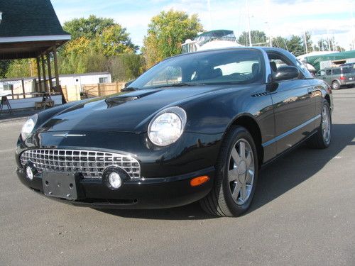 2002 ford thunderbird deluxe convertible black on black mint conditon 13k miles!