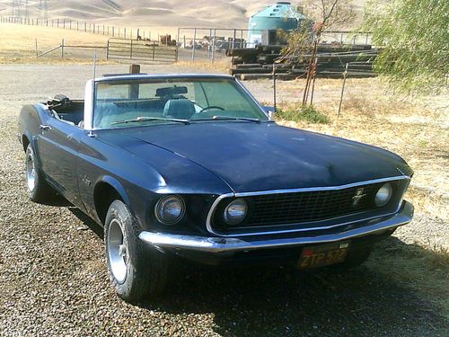 1969 ford mustang convertible / farm fresh / straight body / no cancer