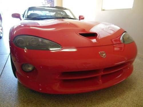 Dodge viper r/t-10 year 2000 roadster low miles extra clean california will ship