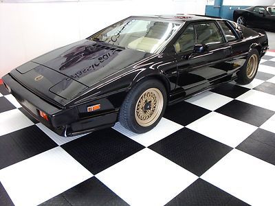 1985 lotus esprit turbo low miles great condition right color low reserve look