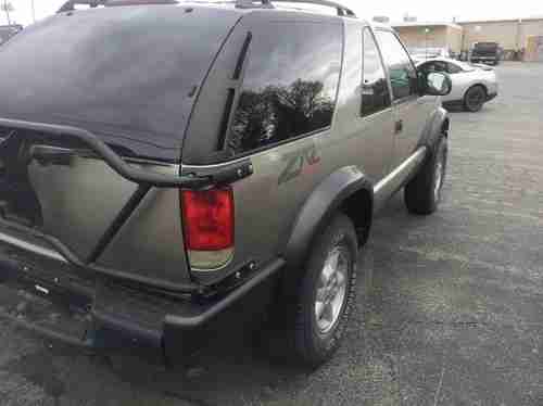 1999 Chevrolet Blazer LS Sport Utility 2-Door 4.3L, US $1,899.00, image 3