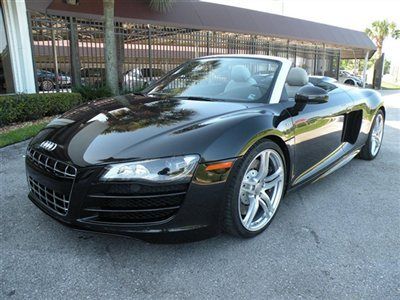 2012 audi r8 5.2 v10 quattro r-tronic spyder black/black carbon fiber *1 owner*