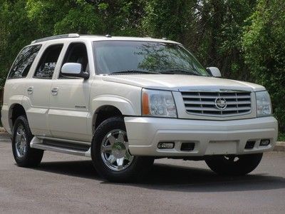 2003 cadillac escalade awd 1 owner no reserve navigation 3rd row  auto start !!