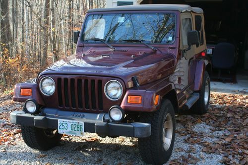 2002 jeep wrangler sahara sport utility 2-door 4.0l