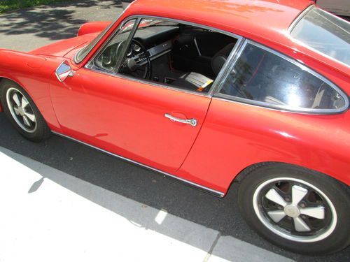1967 porsche 912 red black interior very very nice driver condition