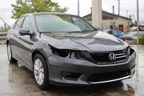2013 Honda Accord Sdn salvage repairable rebuilder only 4k miles RUNS!!!, US $10,900.00, image 4