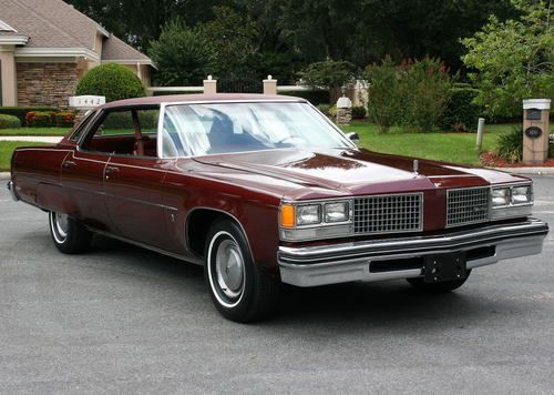 Gorgeous  one owner luxury classic -1976 oldsmobile 98 luxury sedan - 65k mi