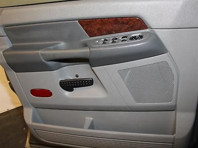 Laramie HEMI Leather 6 Disc MP3 Infinity Audio UConnect Alloy Wheels Power Seat, image 15