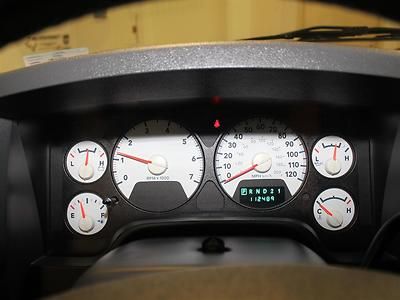 Laramie HEMI Leather 6 Disc MP3 Infinity Audio UConnect Alloy Wheels Power Seat, image 24