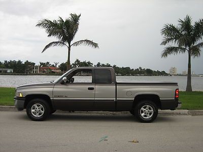 1997 dodge ram 1500 ext cab v8 magnum slt laramie  one own non smoker no reserve