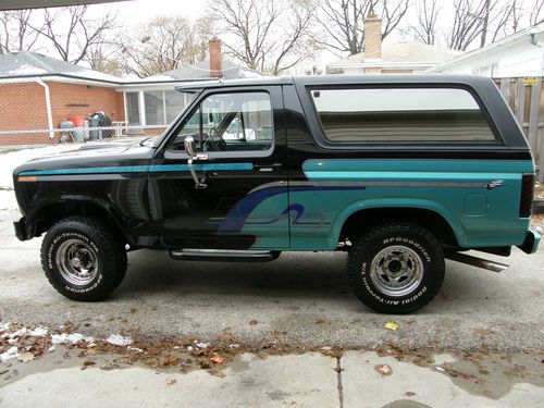 1983 ford bronco custom sport utility 2-door 5.0l