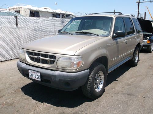 2000 ford explorer, no reserve