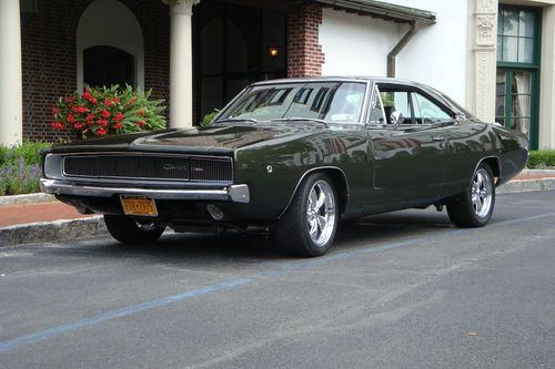 1968 dodge charger base hardtop 2-door 6.3l