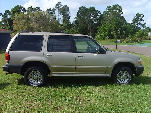 2001 ford explorer xls sport utility 4-door 4.0l