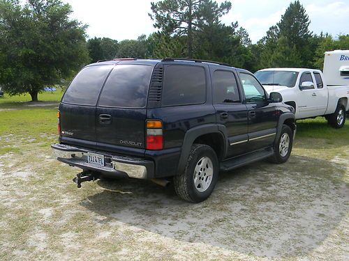 2004 Chevrolet Tahoe LT Sport Utility 4-Door 5.3L, image 2