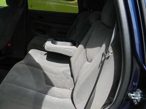 2004 Chevrolet Tahoe LT Sport Utility 4-Door 5.3L, image 4