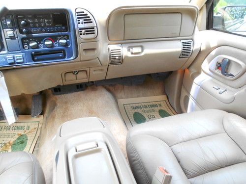 1997 GMC YUKON / CHEVY TAHOE,ALL POWER,4X4,LEATHER,RELIABLE,COLD A/C,WILL NO RES, image 7