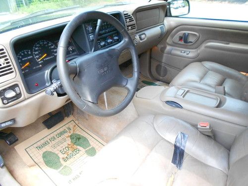 1997 GMC YUKON / CHEVY TAHOE,ALL POWER,4X4,LEATHER,RELIABLE,COLD A/C,WILL NO RES, image 13