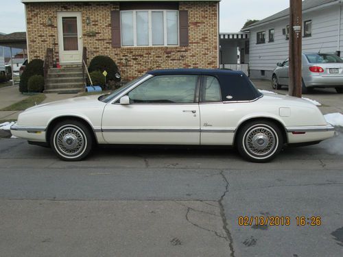 Gorgeous super clean 92 buick rivera classic original diamond white  florida car