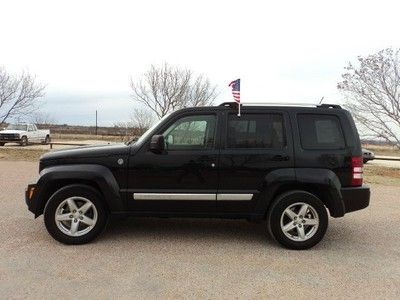 2008 Jeep Liberty 4x4 Limited, Trail Rated, Two Tone Leather, Heated Seats, image 2