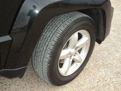 2008 Jeep Liberty 4x4 Limited, Trail Rated, Two Tone Leather, Heated Seats, image 12