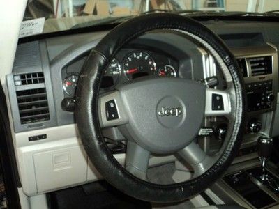 2008 Jeep Liberty 4x4 Limited, Trail Rated, Two Tone Leather, Heated Seats, image 18