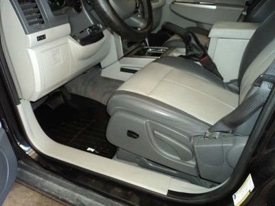 2008 Jeep Liberty 4x4 Limited, Trail Rated, Two Tone Leather, Heated Seats, image 23