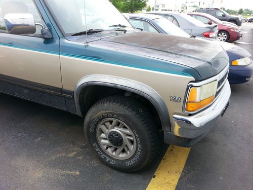 1993 dodge dakota base extended cab pickup 2-door 5.2l