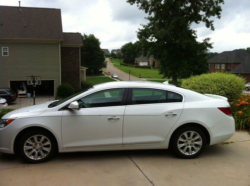 2012 buick lacrosse base sedan 4-door 2.4l