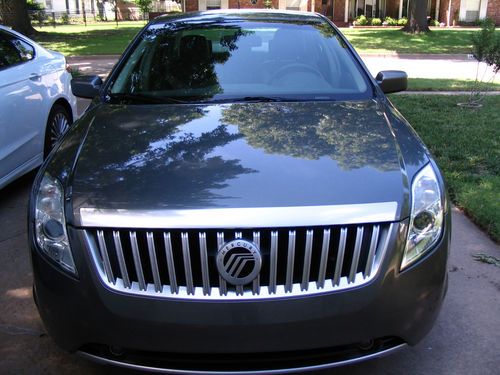 2010 mercury milan, excellent condition, over 31mpg,$12k, clean, gray metallic