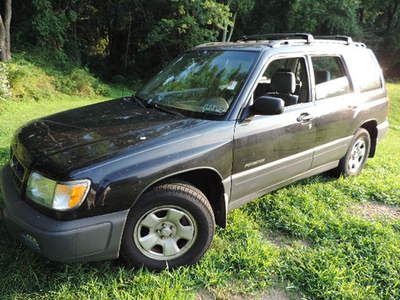 1998 subaru forester, no reserve, looks and runs fine, no accidents,