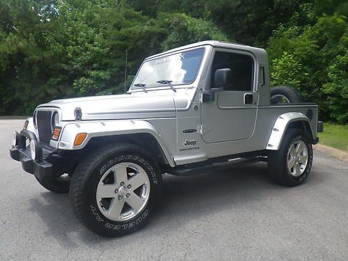 2006 jeep wrangler, rubitrux, brute, 4x4, low miles!!!