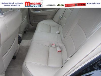 3.0L BLACK LEXUS IS 300  Sunroof Beige Leather Clean Smoke free, image 19