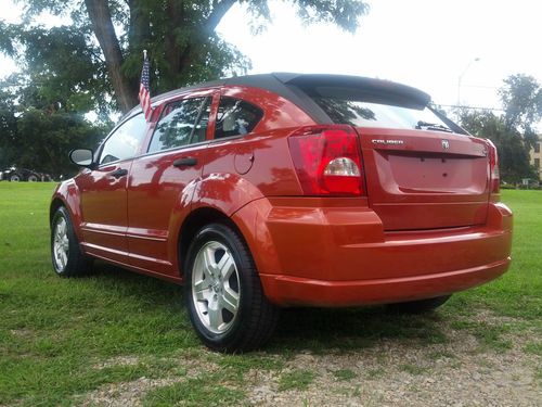 2007 dodge caliber sxt hatchback 4-door 2.0l