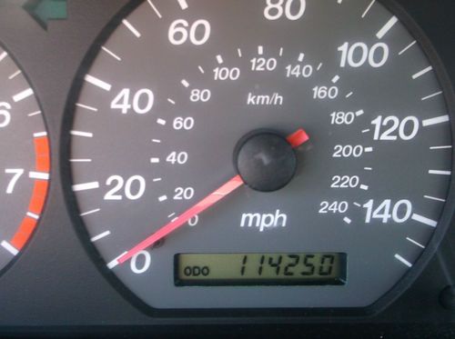 2001 Mazda 626, NO RESERVE, image 5