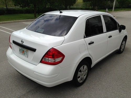 2010 Nissan Versa 1.6 Sedan ** LOWEST PRICE IN THE COUNTRY **, US $5,999.00, image 5