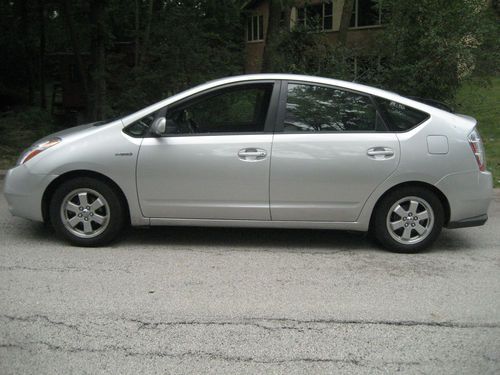 2006 toyota prius hybrid base hatchback 4-door 1.5l/92548 miles