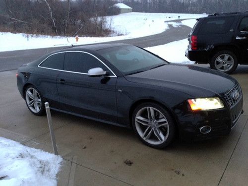 2010 audi s5 w/ alcantara inserts, custom exhaust &amp; low miles