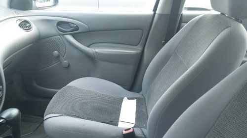 2004 Ford Focus Blue Automatic, image 11