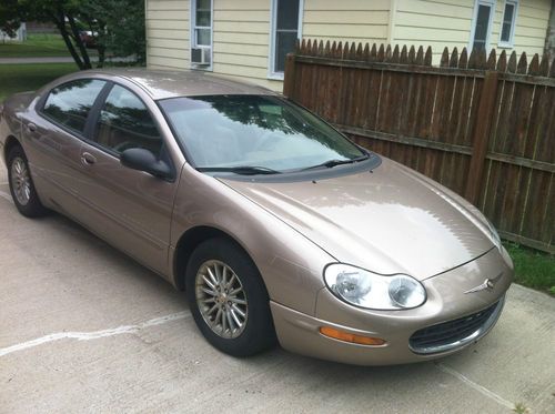 Chrysler concord 2000 lxi - $2200 (alma)