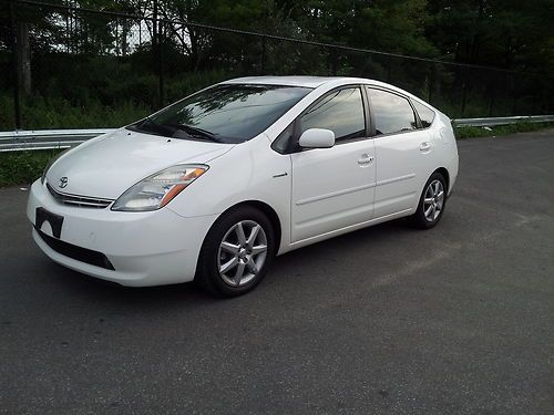 2007 toyota prius touring hatchback 4-door 1.5l