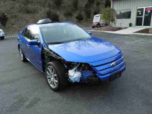 Wrecked Damaged Salvage Repairable Project SE Low Mileage 4-Dr. Blue sport sedan, image 4