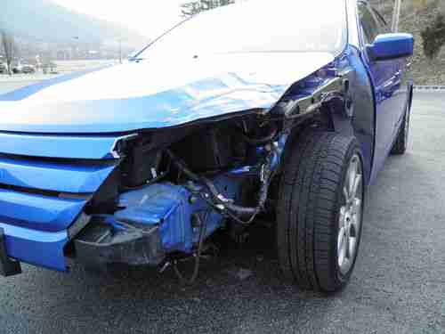 Wrecked Damaged Salvage Repairable Project SE Low Mileage 4-Dr. Blue sport sedan, image 6