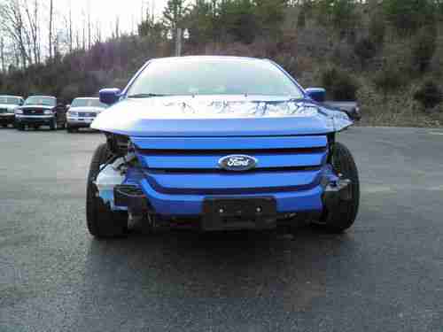 Wrecked Damaged Salvage Repairable Project SE Low Mileage 4-Dr. Blue sport sedan, image 18