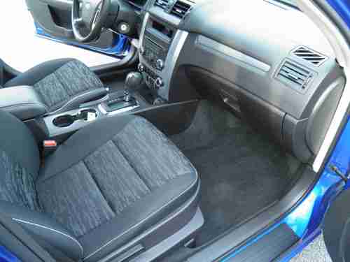 Wrecked Damaged Salvage Repairable Project SE Low Mileage 4-Dr. Blue sport sedan, image 21