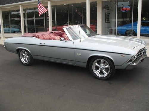 1969 chevrolet chevelle convertible cortez silver zz4350 ac buckets with console