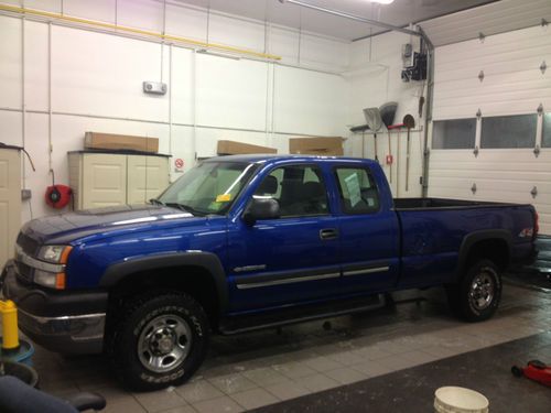 2004 chevrolet silverado 2500 hd ls extended cab pickup 4-door 6.0l no reserve