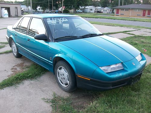 1995 saturn sl1 4-door-great work or school car!!